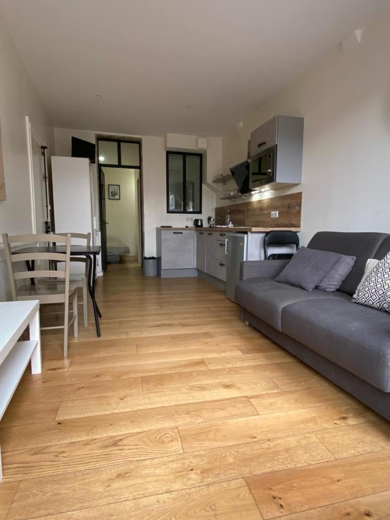 Standing Historic Appartement
